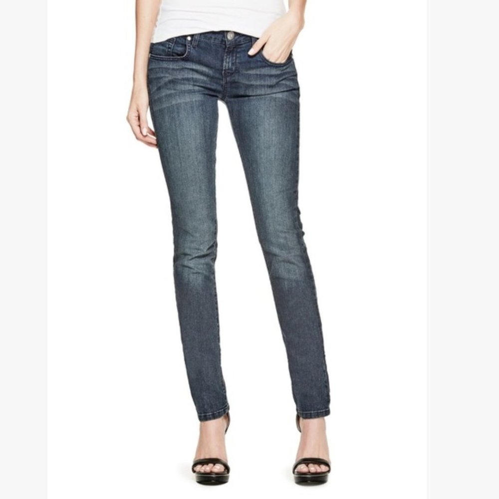 Guess Skinny Fit Medium Wash Jeans NWOT sz 24